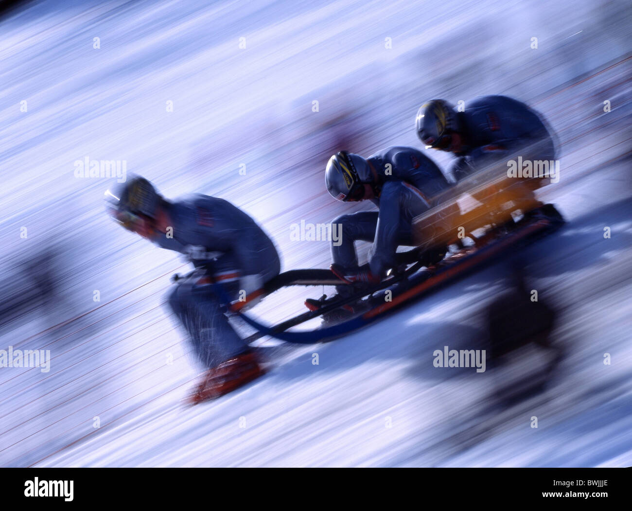 Clacson-bordata slitte runnings disposizione concorrenza sport slittino sleigh team spettatori sport invernali wint Foto Stock