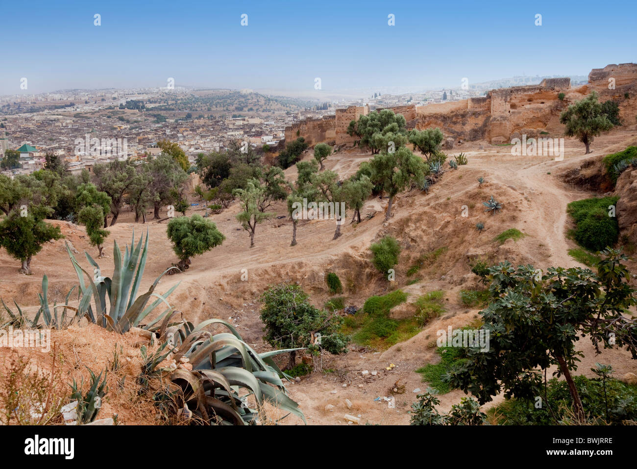 Le mura della città vecchia di Fes, Marocco. Foto Stock