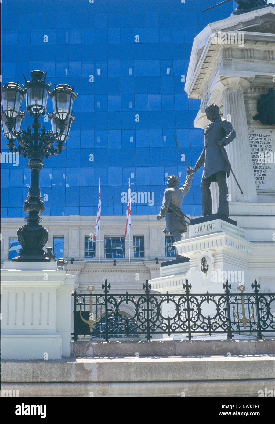 Il Cile del sud America Valparaiso monumento statua di storia della marina Foto Stock