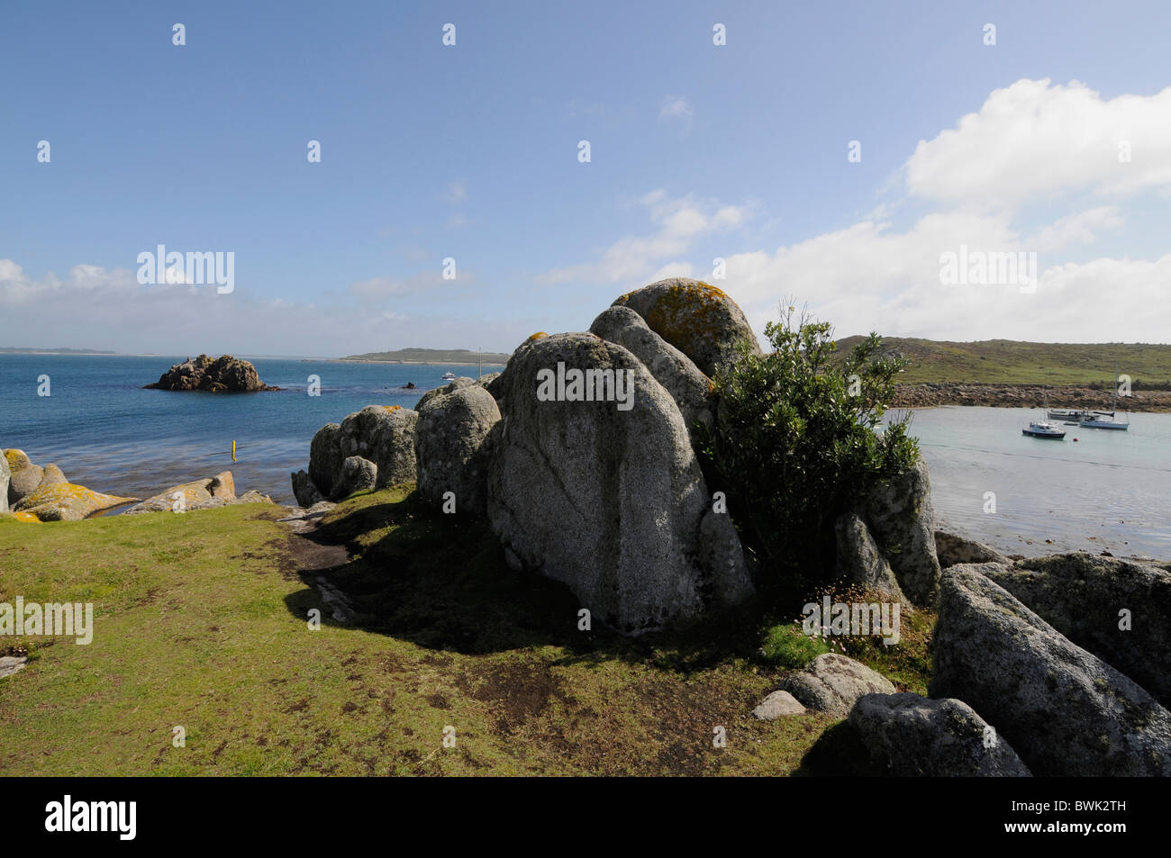 Il punto nero su St,Agnese, una piccola isola in isola di Scilly, Gran Bretagna Foto Stock