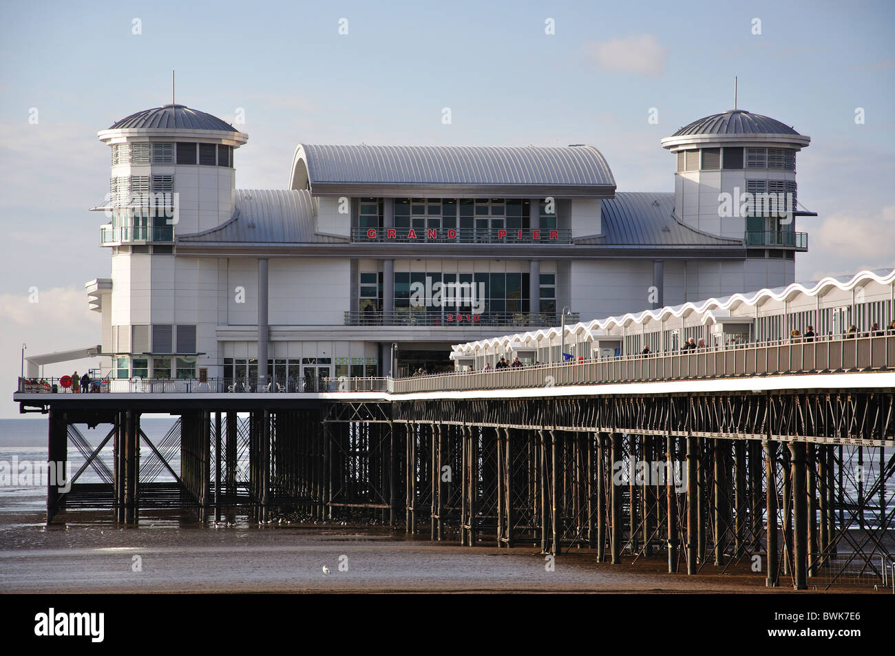 Il Grand Pier, Weston-super-Mare, Somerset, Inghilterra, Regno Unito Foto Stock