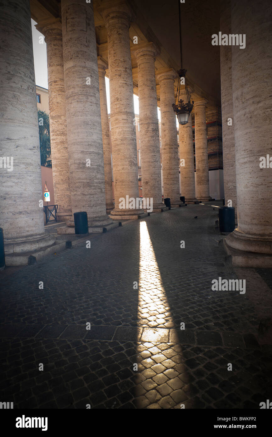 Il Colonnato di Piazza San Pietro. Vaticano. Roma, Italia Foto Stock