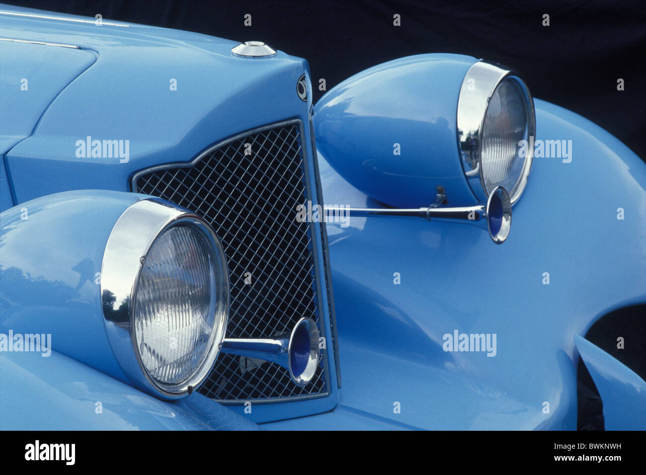 Auto automobili Auto passeggeri dettaglio old-timer vecchio blu Faretto proiettore calandra Foto Stock