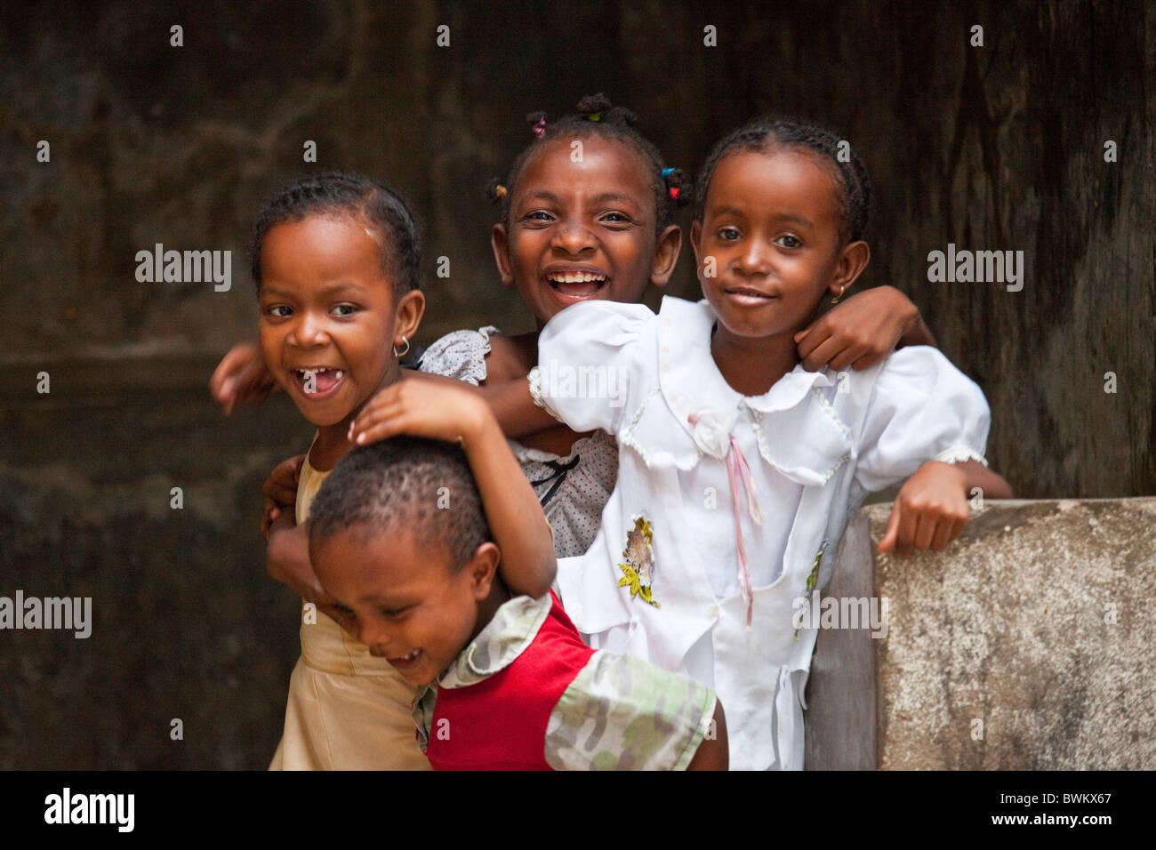 I bambini sulla isola di Lamu, Kenya Foto Stock