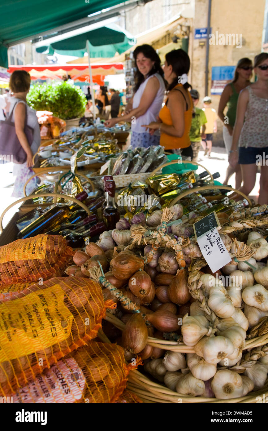 Stallo vegetali, Sarlat mercato, Dordogne Foto Stock