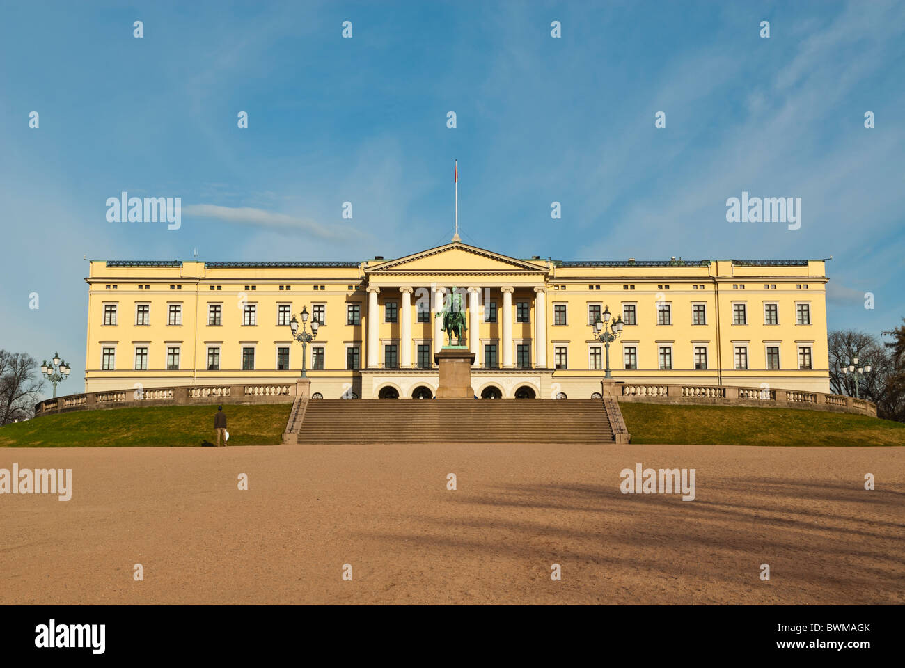Il palazzo reale la costruzione di Oslo Norvegia Foto Stock