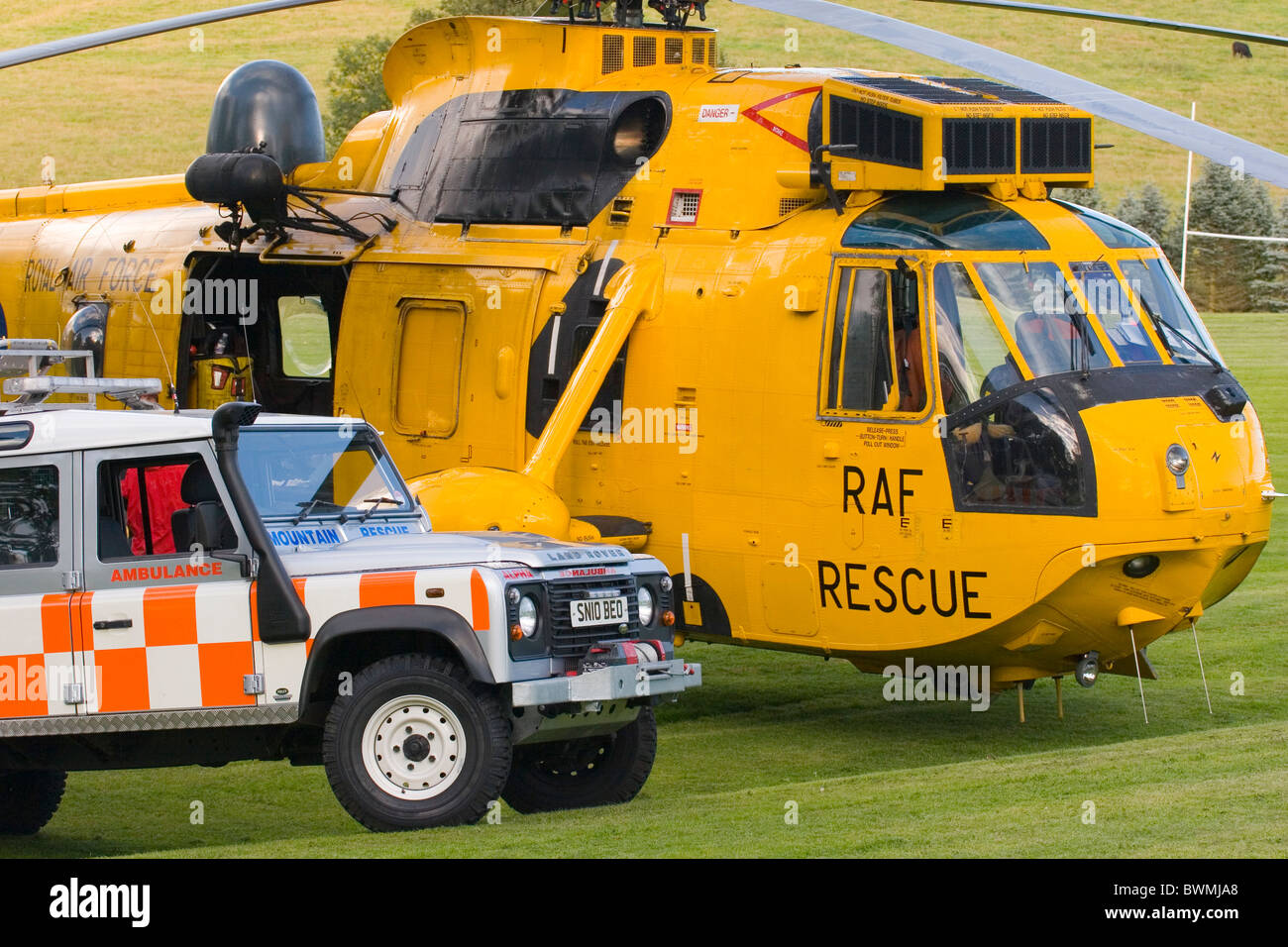 Tweed Valley Mountain Rescue con off-road Ambulanza Foto Stock