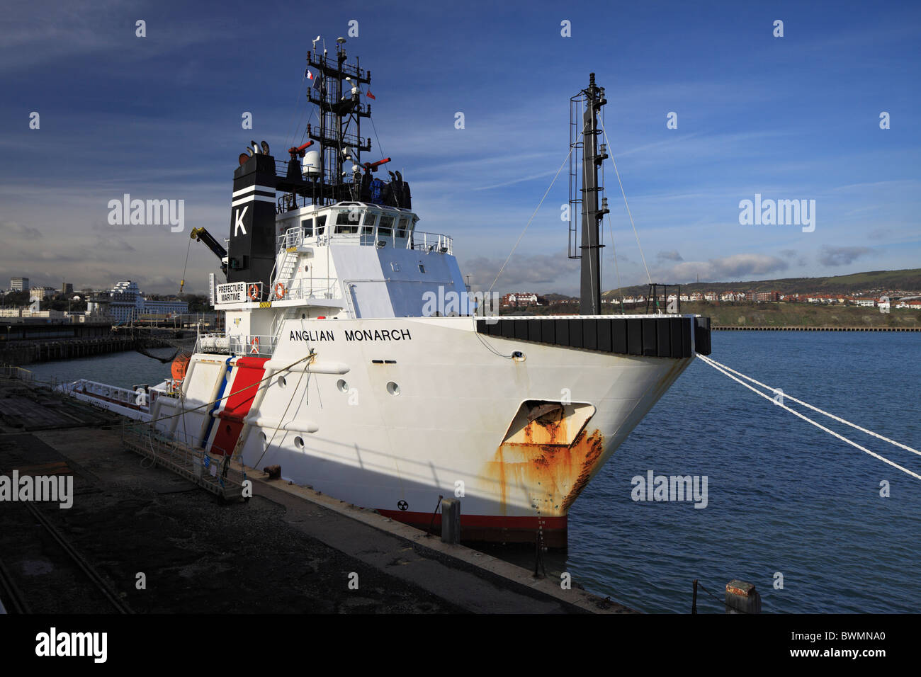 La guardia costiera tug Anglian Monarch a Folkestone Harbour. Foto Stock