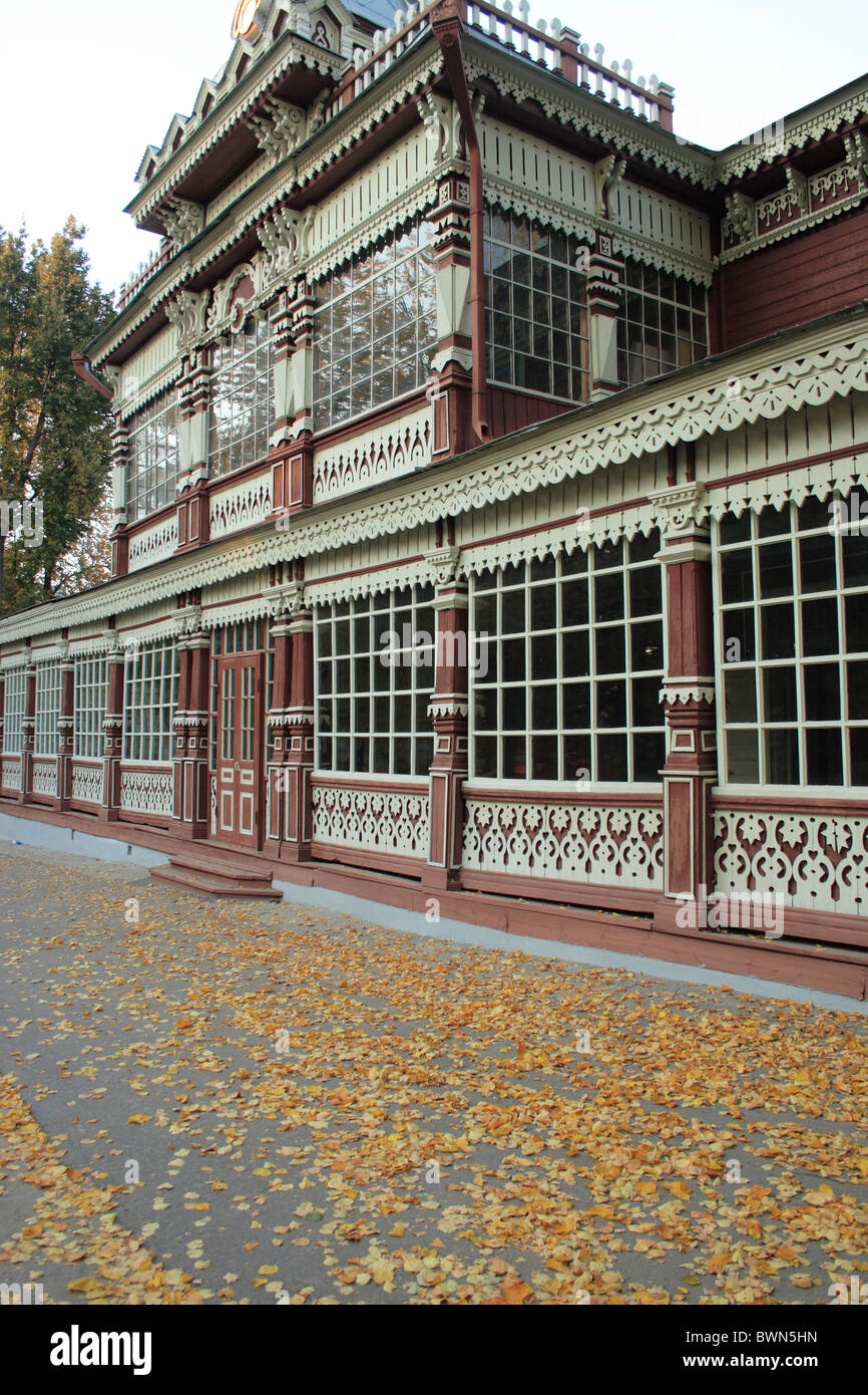 La Russia Ryazan viaggio viaggio Europa architettura antica casa edificio russo facciata tradizionale Foto Stock