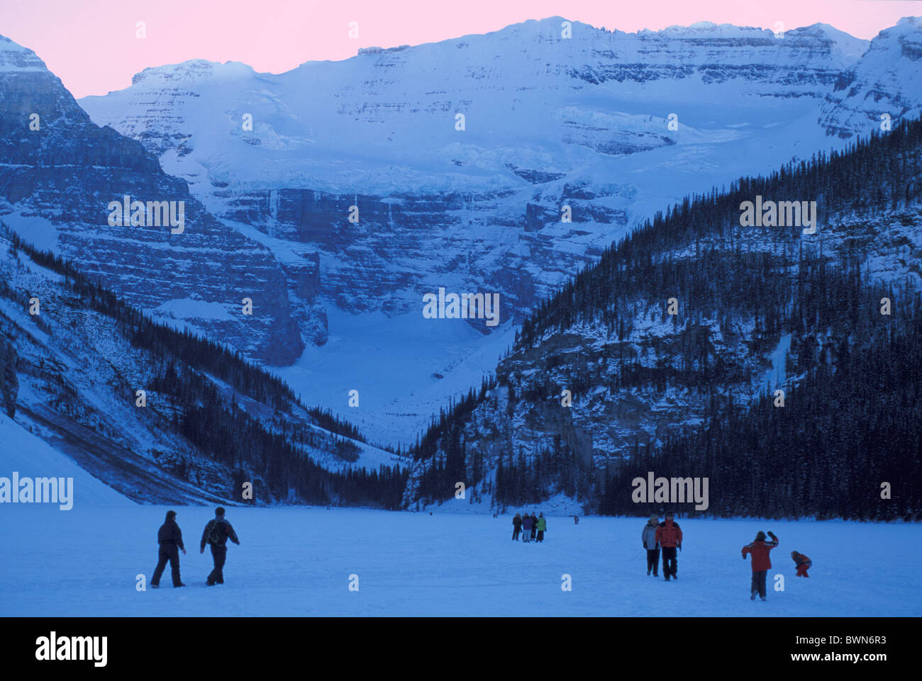 Canada America del Nord America inverno al lago Louise e il parco nazionale di Banff UNESCO World Heritage Site paesaggio Foto Stock