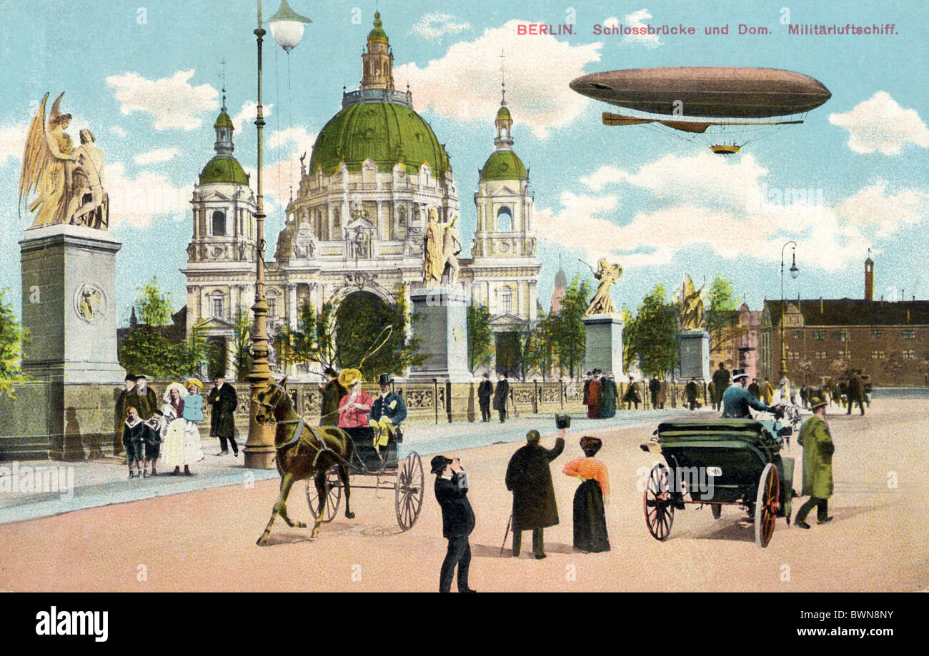 Berlin Schlossbrucke Dom vicino 1915 storia storico storico Germania Europa impero tedesco Zeppelin Airshi Foto Stock