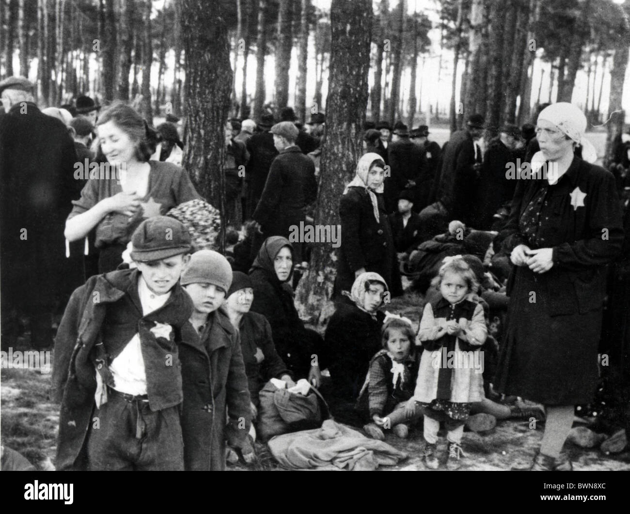 II Guerra Mondiale al Campo di Concentramento di Auschwitz-Birkenau Giugno 1944 Arrivo degli ebrei ungheresi Polonia storico di storia Foto Stock