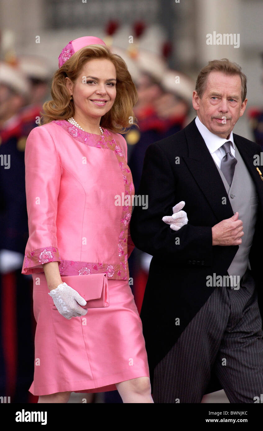 Vaclav Havel, Presidente della Repubblica ceca con la moglie a Madrid, Spagna Foto Stock