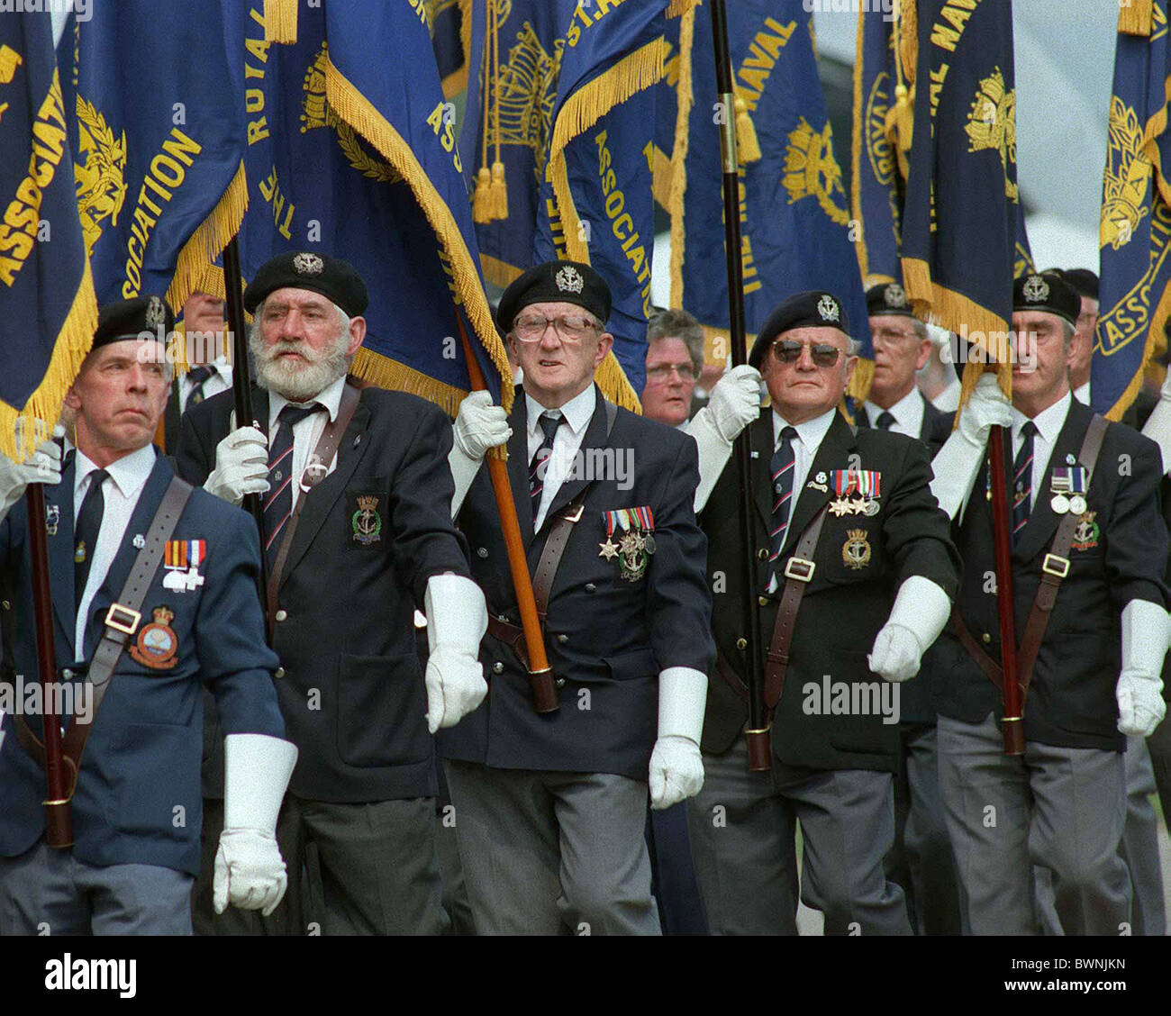 Veterani marciando al giorno ve cerimonia IN HYDE PARK Foto Stock
