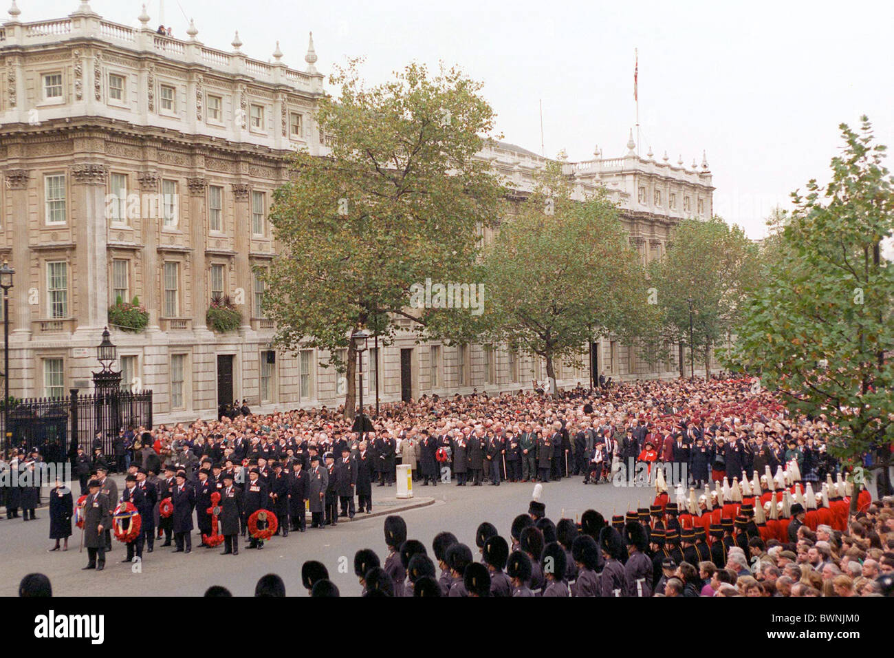I veterani al Giorno del Ricordo il servizio presso il cenotafio di Londra Foto Stock