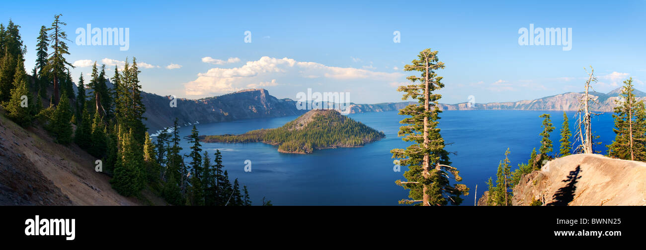 Wizard Island di Crater Lake, Oregon Foto Stock