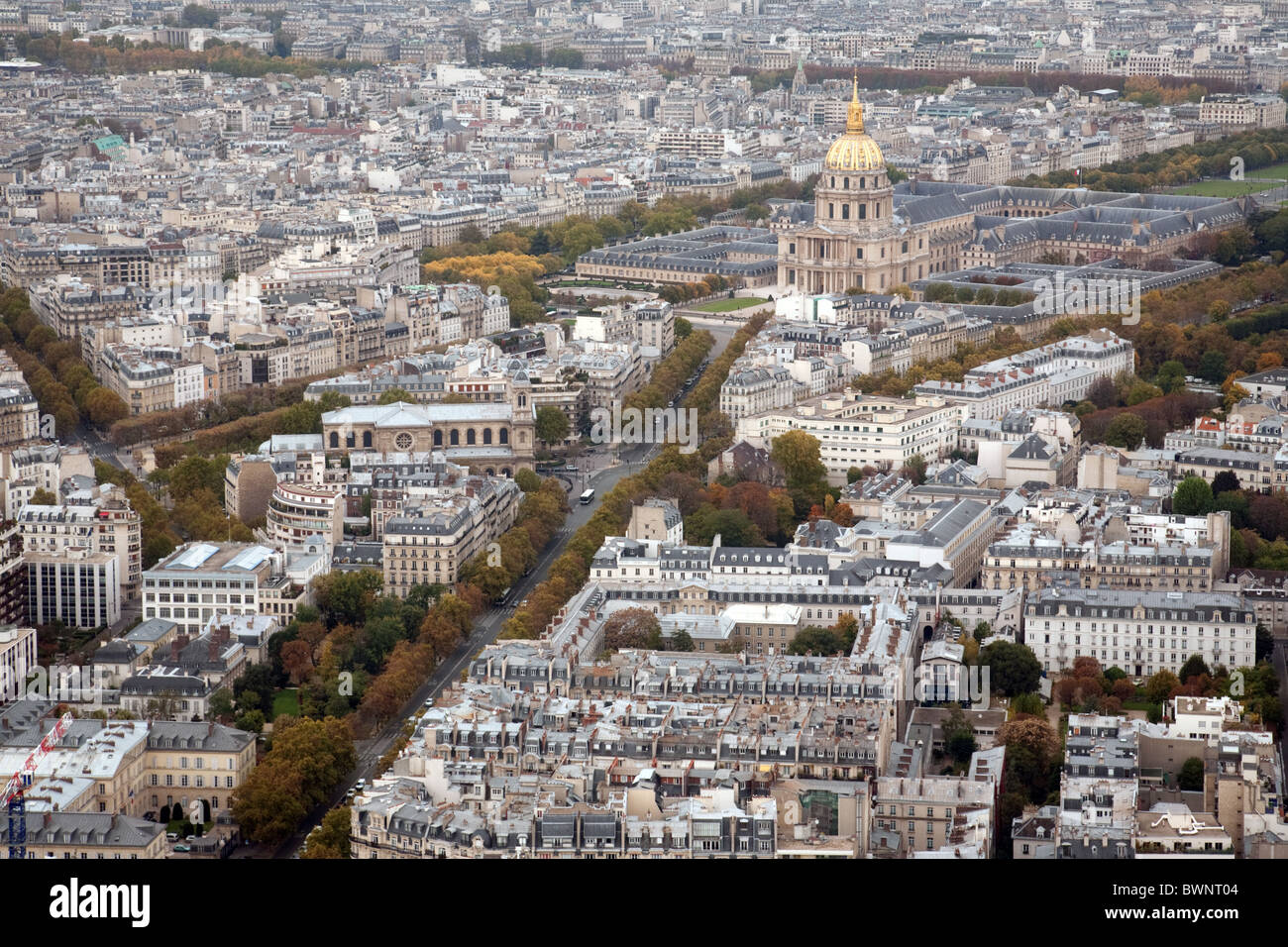 Les Invalides, visto dalla parte superiore della torre di Montparnasse, Parigi, Francia Foto Stock