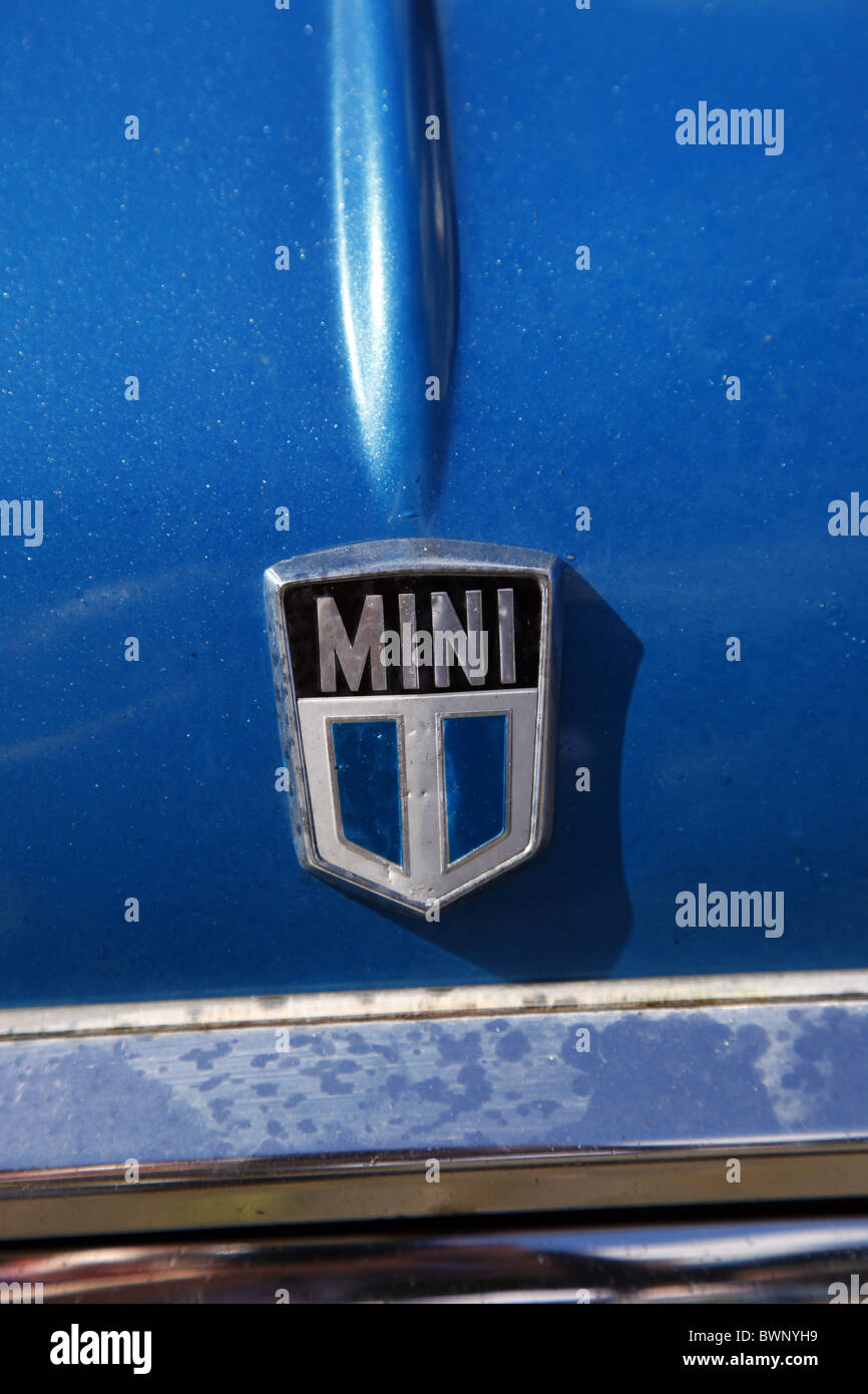 1994 MINI CLASSIC CAR BADGE STAINDROP YORKSHIRE RABY CASTLE STAINDROP NORTH YORKSHIRE STAINDROP North Yorkshire 22 agosto 201 Foto Stock