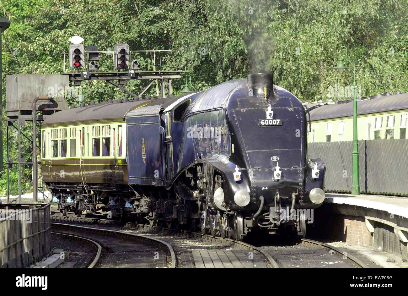 Motore a vapore ' Sir Nigel GRESLEY ' A4 locomotiva del Pacifico sulla North Yorkshire Moors Railway, PICKERING nello Yorkshire Foto Stock
