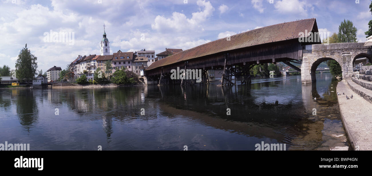 Svizzera Europa città di Olten città vecchia ponte coperto il Cantone di Soletta del fiume Aare Foto Stock