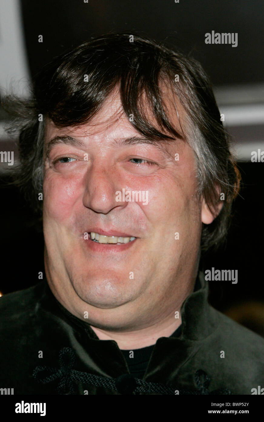 Attore Stephen Fry alla premiere del film di 'The History Boys' presso il cinema Odeon di Leicester Square, Londra Foto Stock