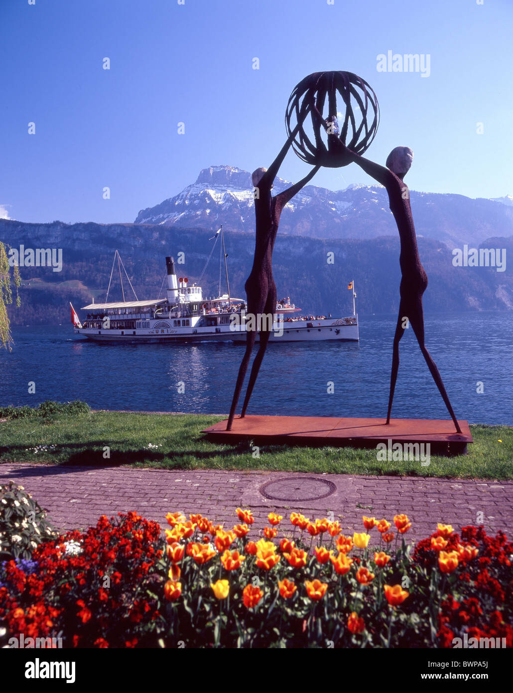 Svizzera Europa Lago di Lucerna Gersau il Cantone di Svitto il Lago di Lucerna Steamboat Steamship nave Paddlewheeler Iro Foto Stock