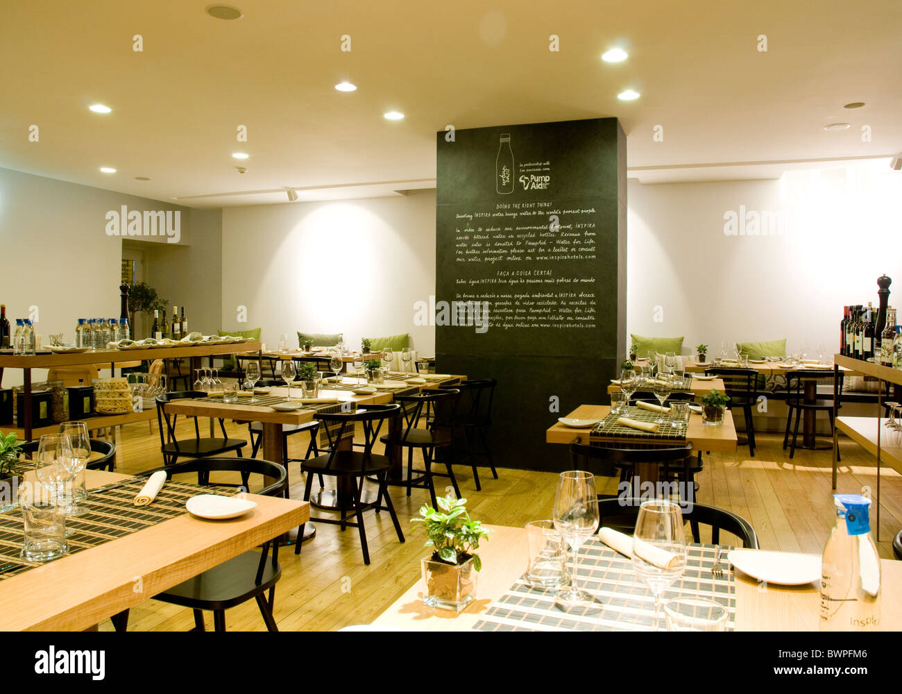 Aprire il ristorante, la brasserie Mediterranea alloggiato nell'Hotel Inspira Santa Marta e Lisbona Foto Stock