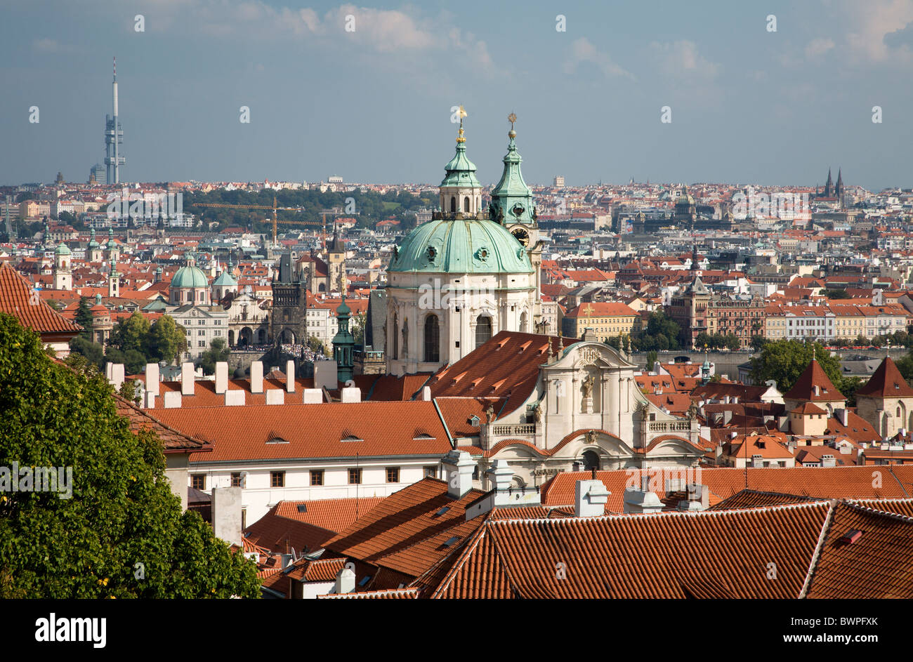 Praga - st. Nicola e la città Foto Stock