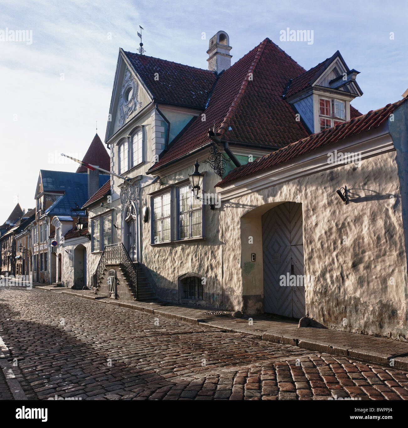 Ambasciata nella vecchia casa sulla strada Muurivahe a Tallinn in Estonia presi in HDR per il dettaglio Foto Stock