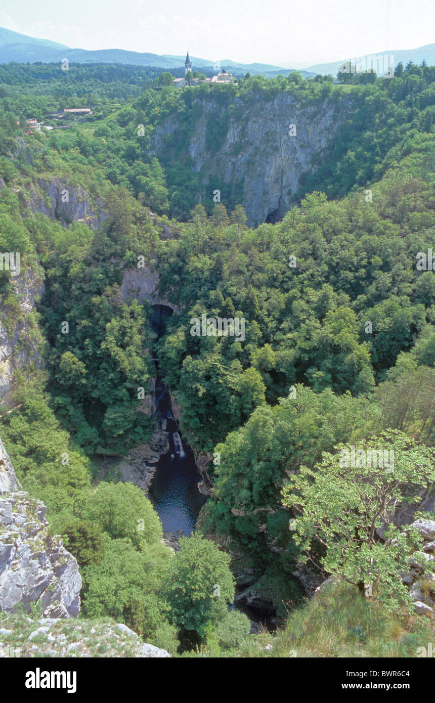 La Slovenia Skocjan caves città Divaca Matavun village Skocjan Gorge canyon del fiume Europa natura UNESCO mondo egli Foto Stock