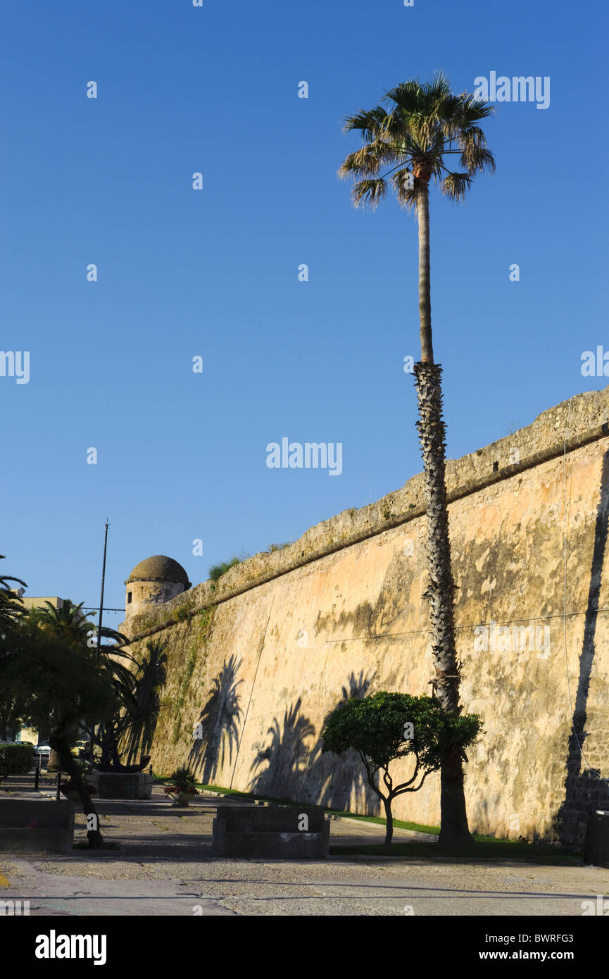 Parete della città di Alghero, Sardegna, Italia Foto Stock