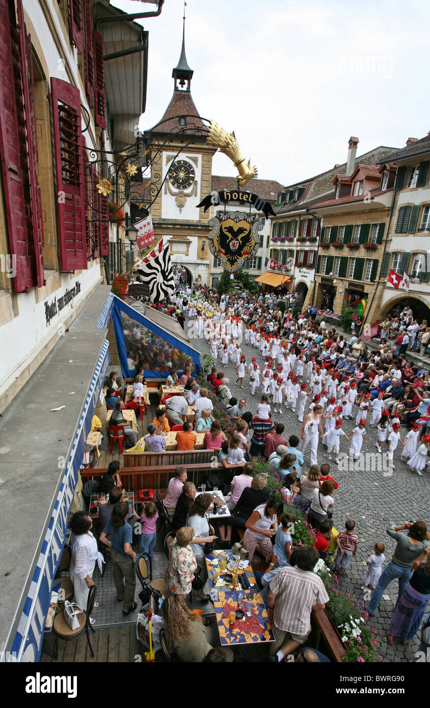 Svizzera Europa Morat città di Morat città vecchia battaglia di Morat Festival Parade Solennitat solennità Solennité Foto Stock