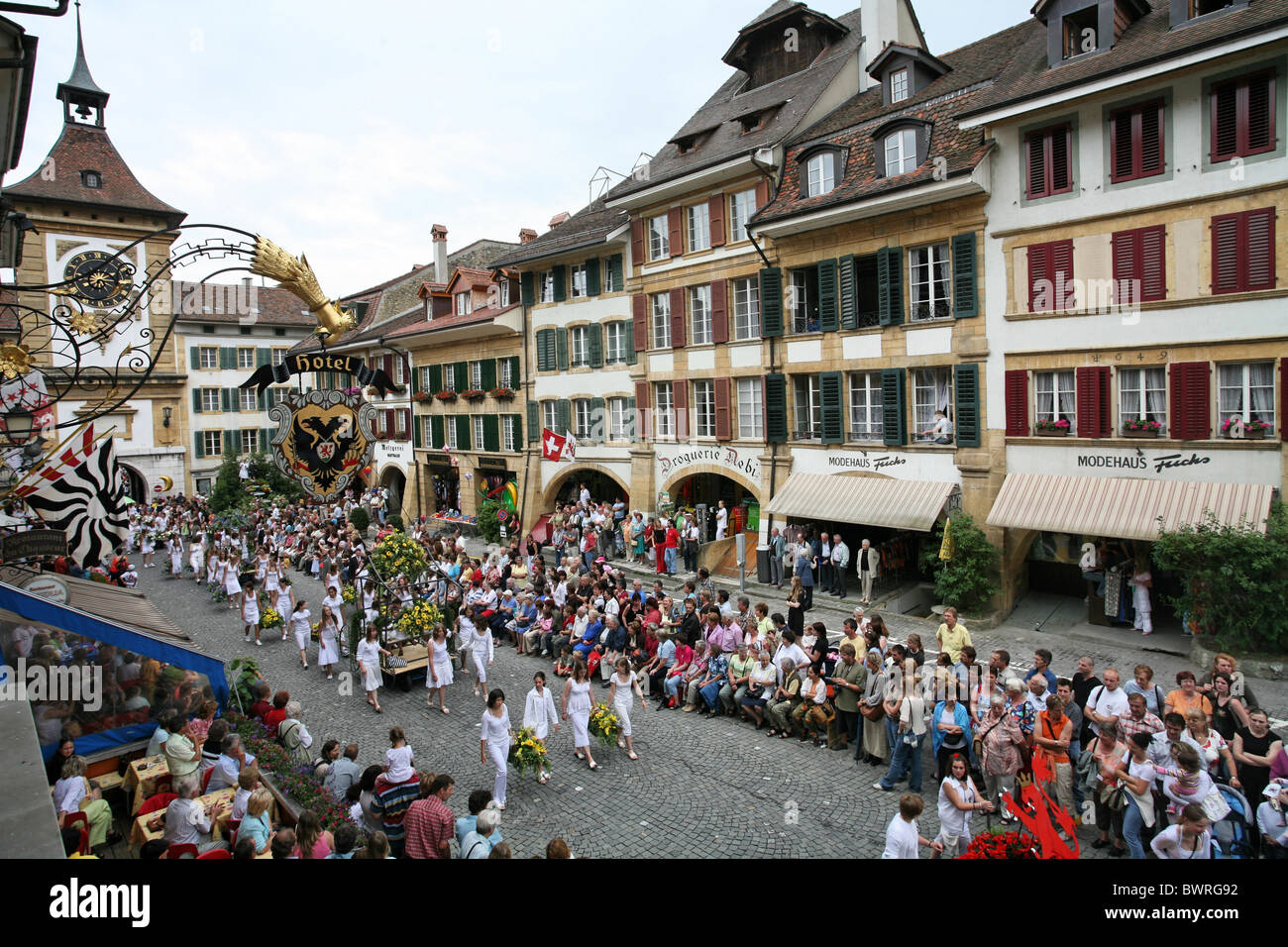 Svizzera Europa Morat città di Morat città vecchia battaglia di Morat Festival Parade Solennitat solennità Solennité Foto Stock