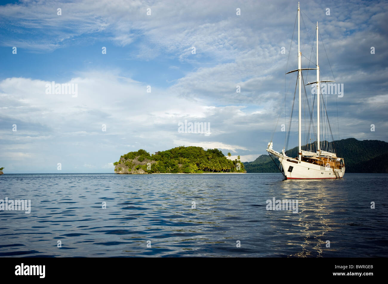 La crociera intorno all isola di Waigeo Raja Ampat Indonesia Foto Stock