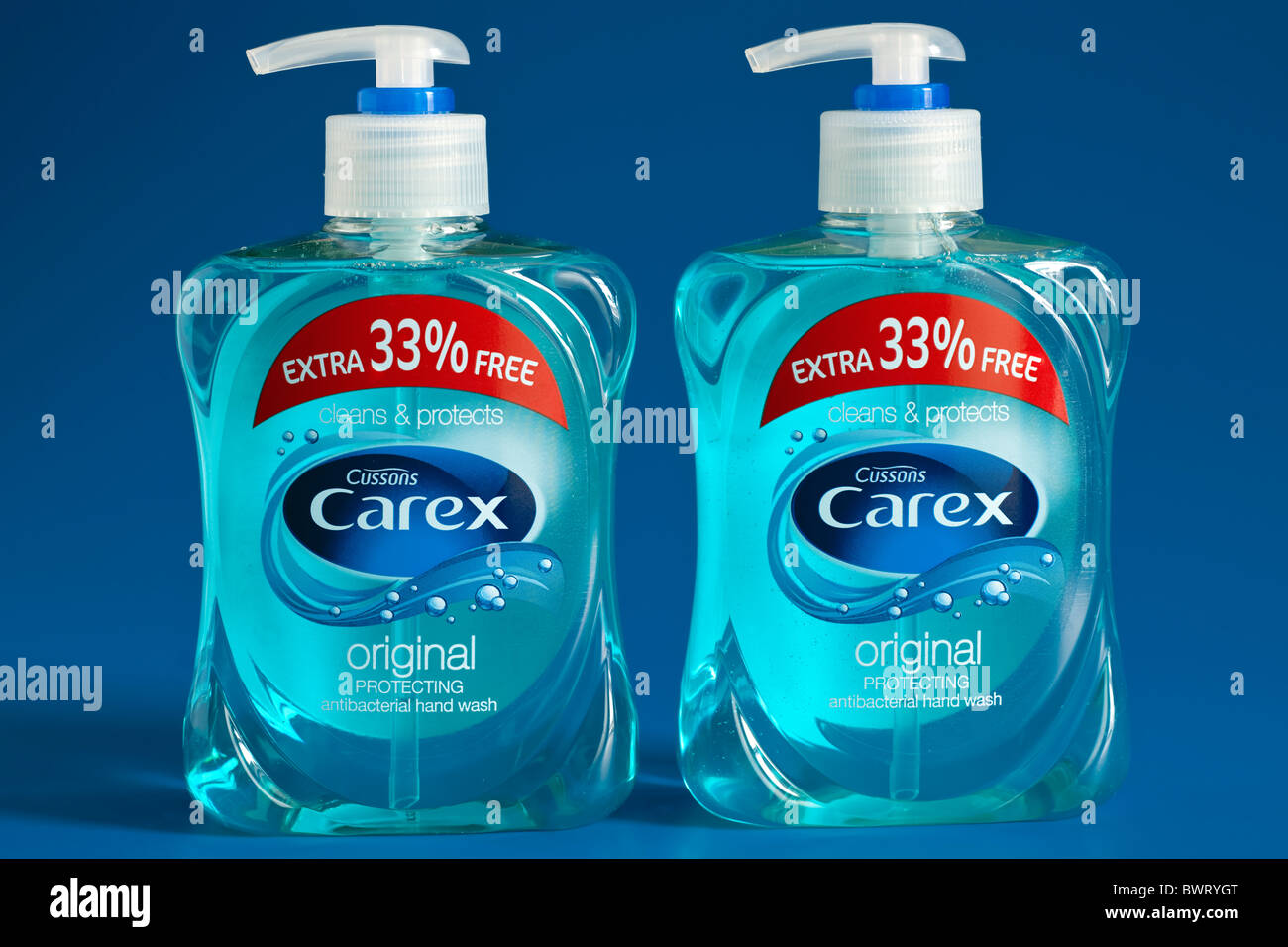 Due contenitori di Cussons Carex antibatterico per lavaggio a mano Foto Stock