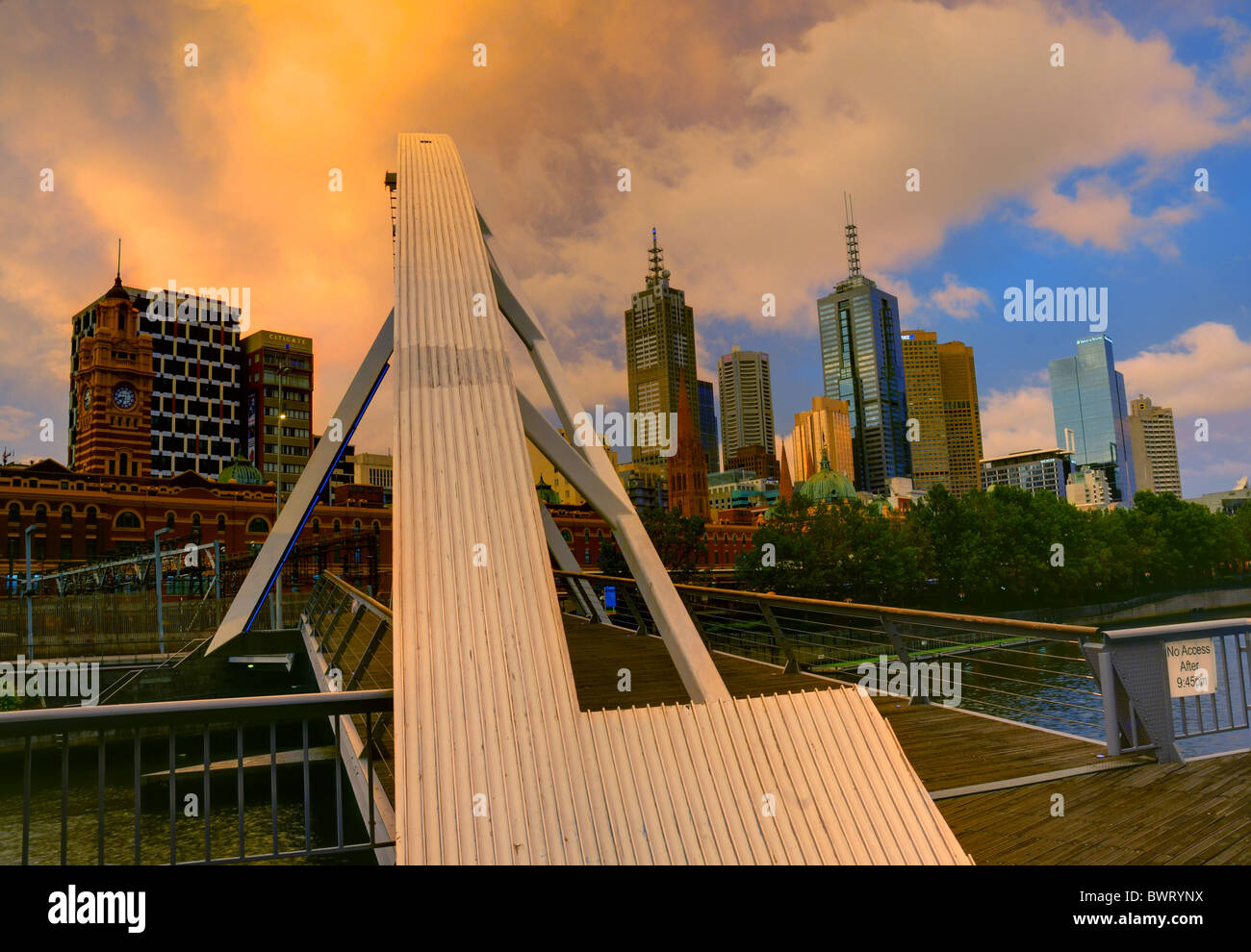 Il Southgate ponte pedonale a Melbourne in Australia Foto Stock