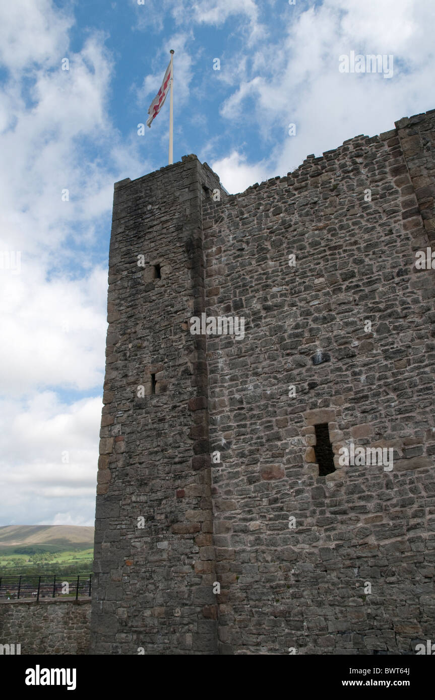 Clitheroe una piccola città nel nord Inghilterra con un piccolo castello normanno tenere in un parco nel centro della città Foto Stock