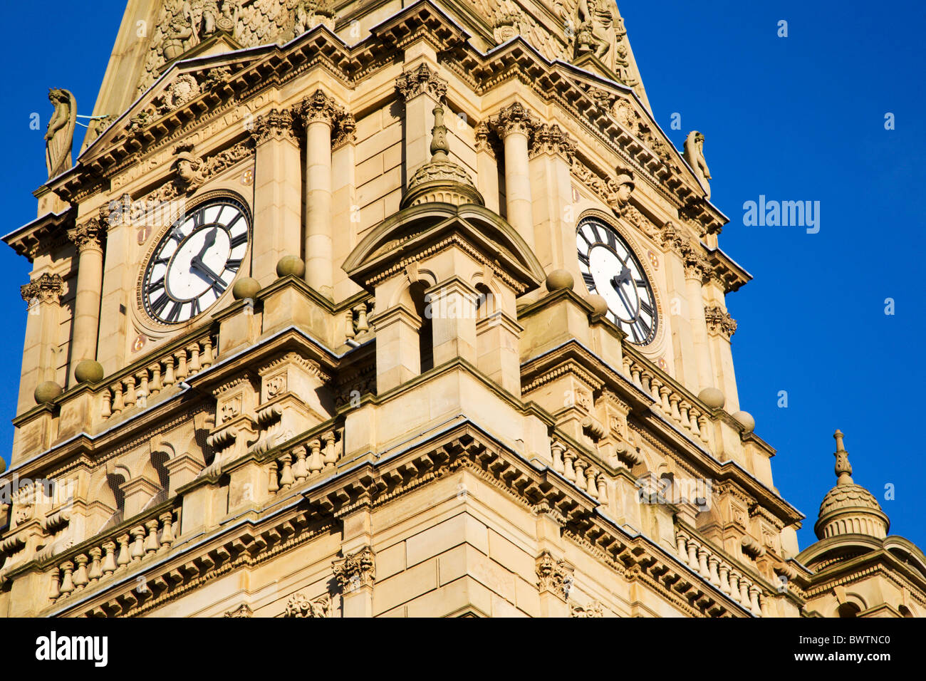 Halifax Town Hall orologio Halifax West Yorkshire Inghilterra Foto Stock