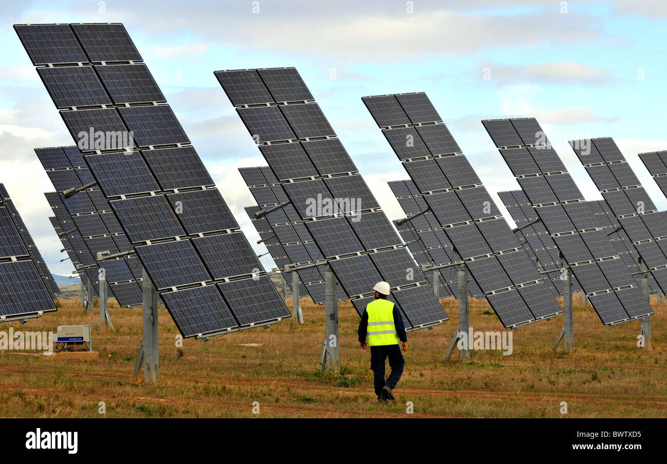 Energia solare farm, Sunstroom energia solare park complesso a Los Arcos, Navarra, Spagna Foto Stock