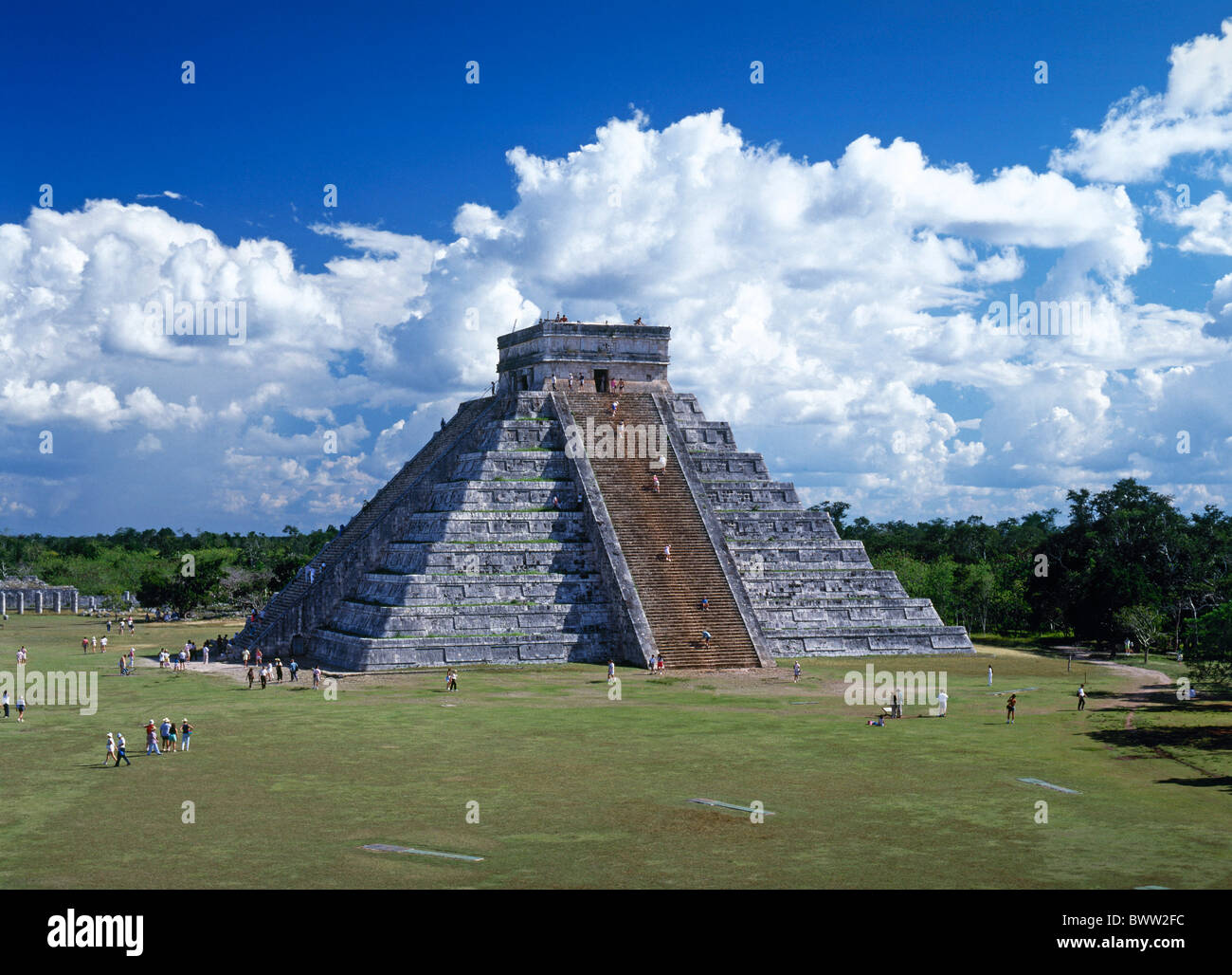 Messico America centrale America Chichen Itza tempio di Kukulkan El Castillo piramide del patrimonio mondiale UNESCO Foto Stock