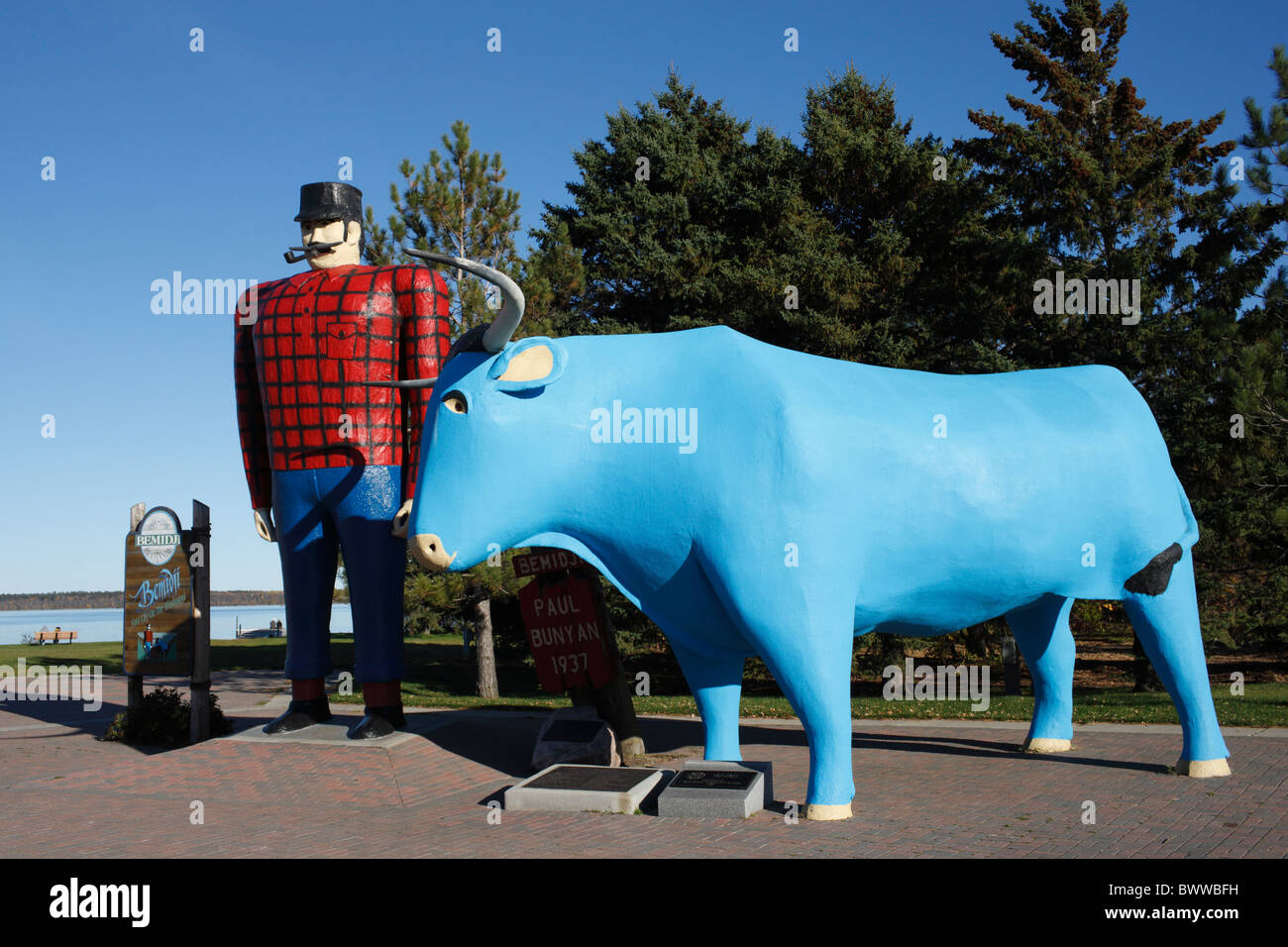Paul Bunyan e Babe il bue blu scultura, Bemidji, Minnesota Foto Stock