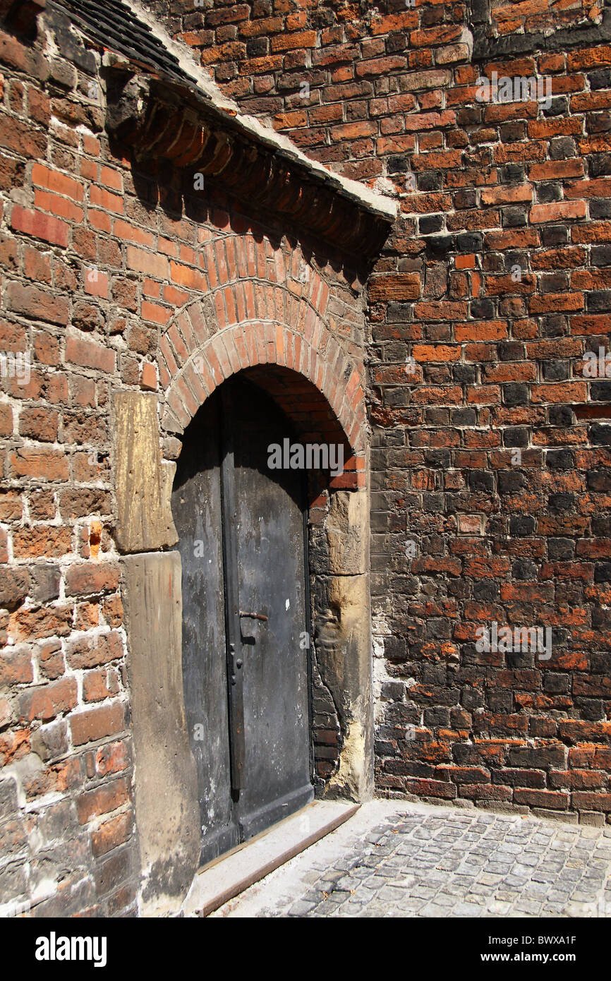 Antica porta in Ostrow Tumski, Wroclaw Bassa Slesia, Polonia. Foto Stock