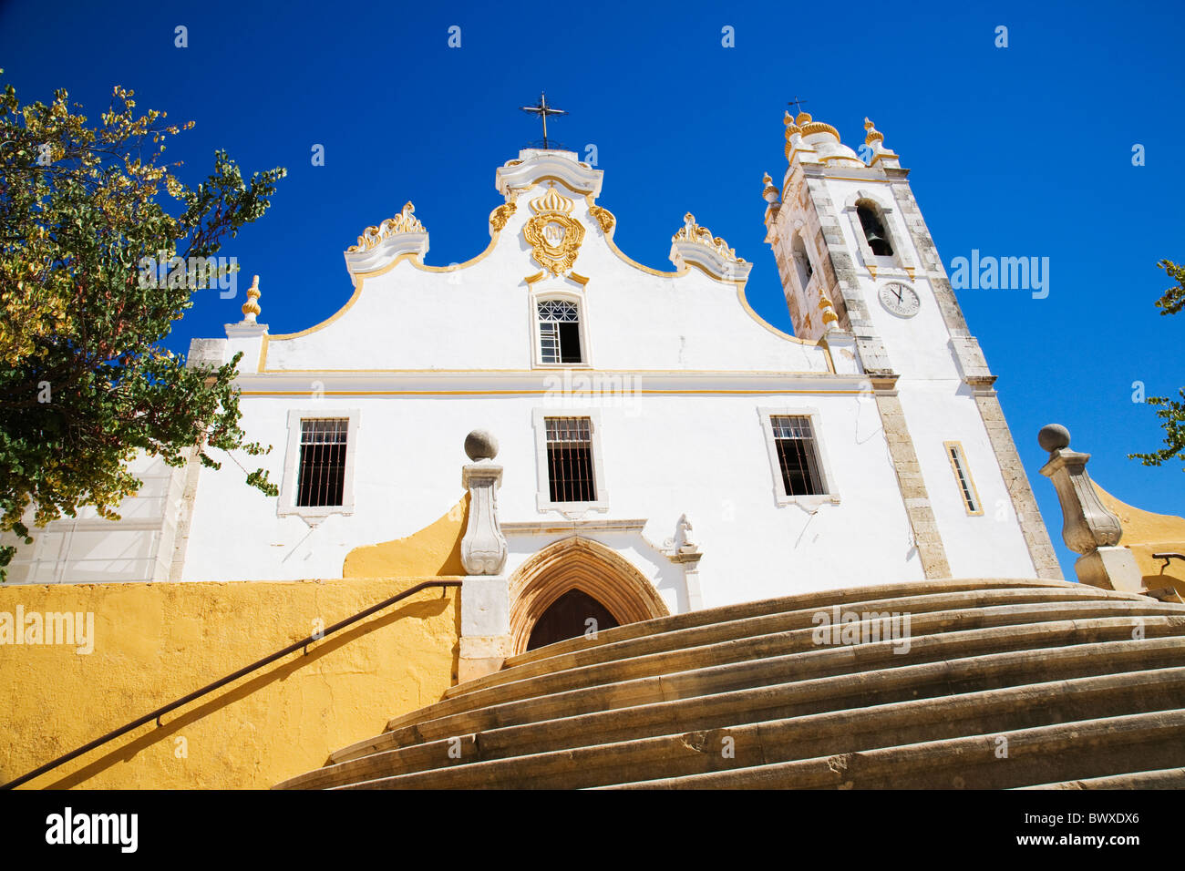 'Main la chiesa di Nossa Senhora da Conceicao', Portimao Algarve. Foto Stock