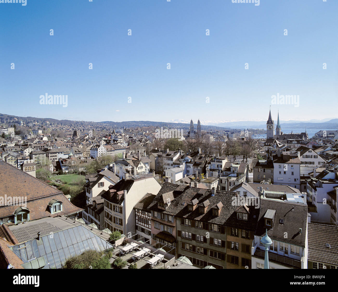 La Svizzera in Europa di città panoramica di Zurigo Città Vecchia da Urania Sternwarte Foto Stock