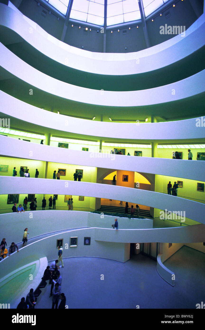 Architettura arte museo di arte cultura edifici Museo Guggenheim all'interno moderno New York City USA specialità Ame Foto Stock