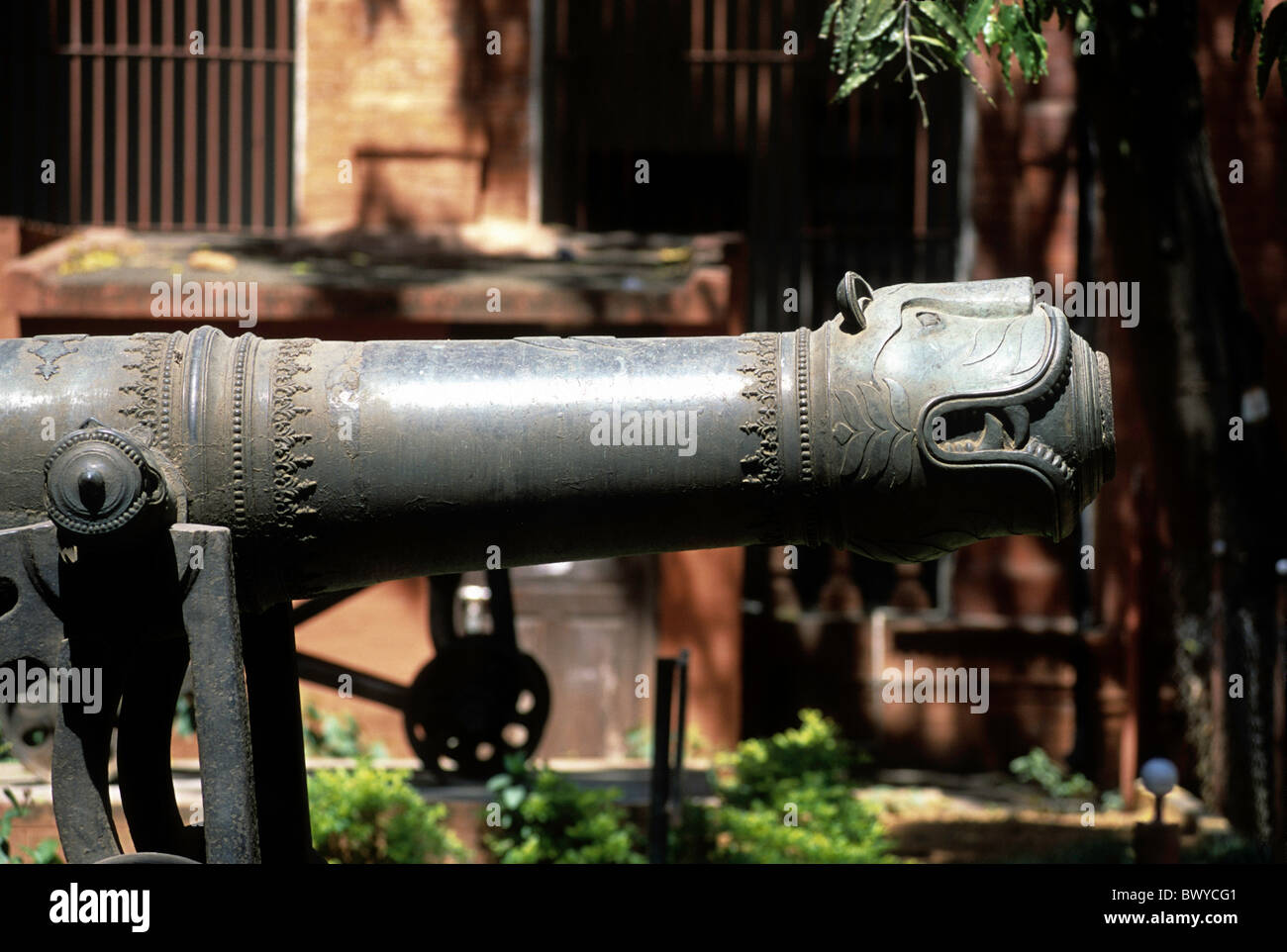 Il cannone utilizzato dal Sultano Tippu a Srirangapattinam; anno 1799; visualizzati in Chennai Musuem. Foto Stock