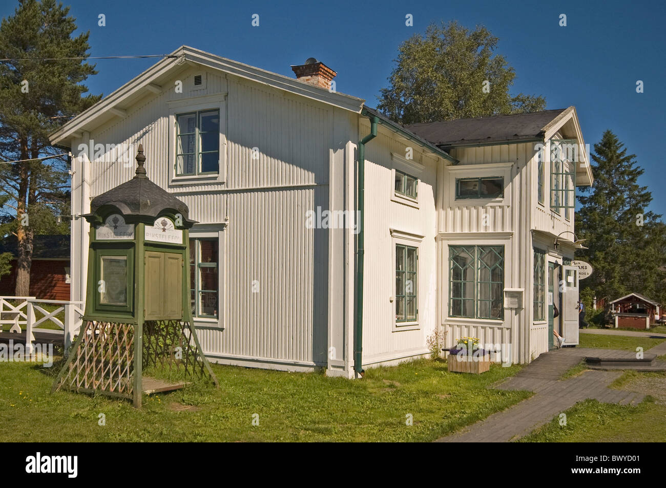 Europa Svezia Luleå (Lulea) Chiesa di Gammelstad città (1492) Hägnan outdoor folk museum Foto Stock