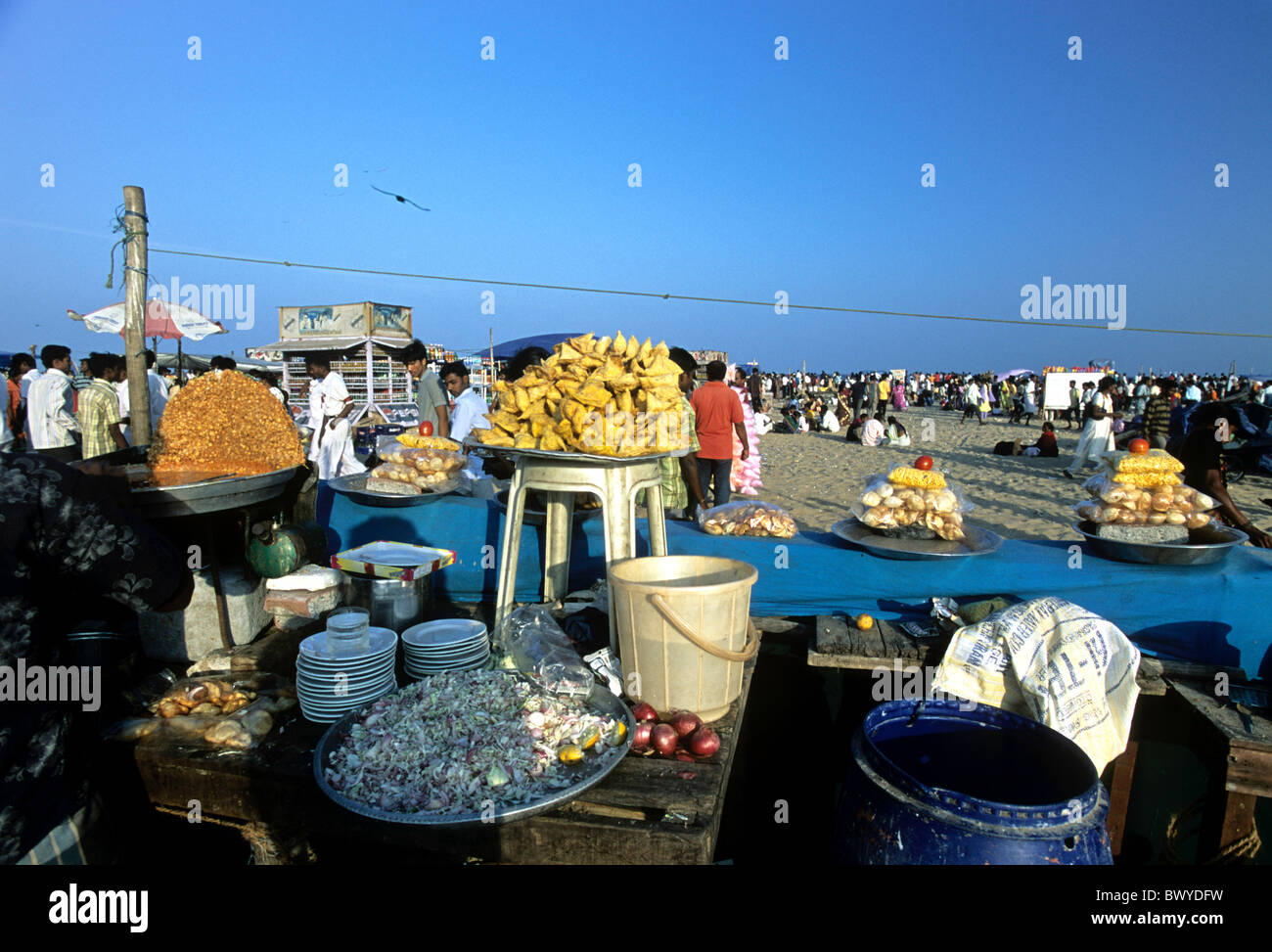 Un negozio a Elliot's Beach, Chennai; Madras; Tamil Nadu ; India Foto Stock