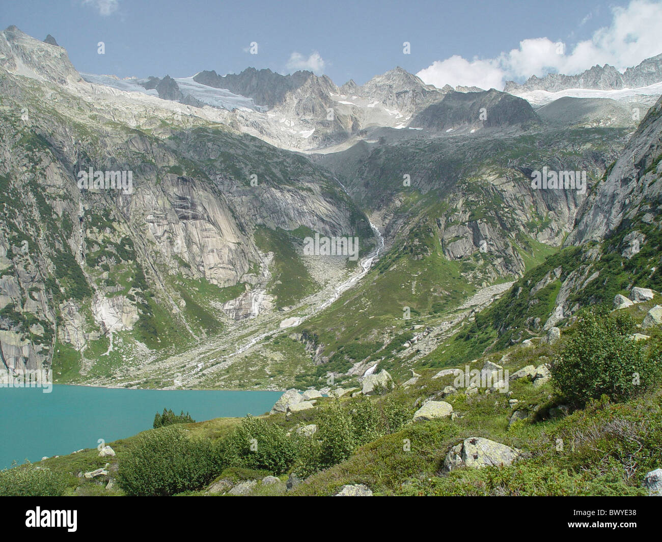 Alpine montagne delle Alpi Oberland Bernese energia Gelmersee Gelmer Grimsel zona canton Berna scenario Switzerlan Foto Stock