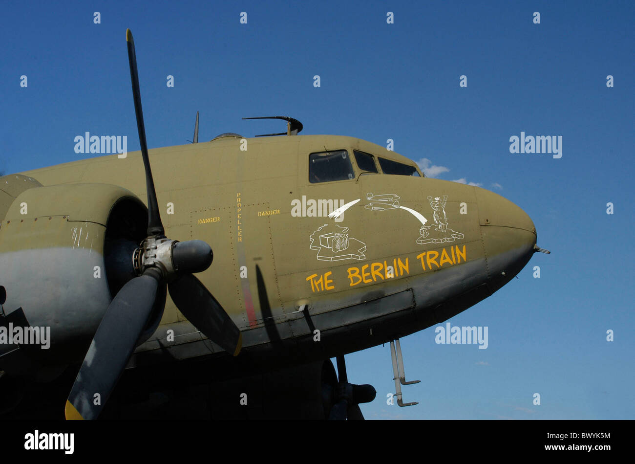 Antenna monumento a ponte sul Reno Main Airbase aereo aeroporto di Francoforte Berlino aviazione bombardiere blocco Ge Foto Stock